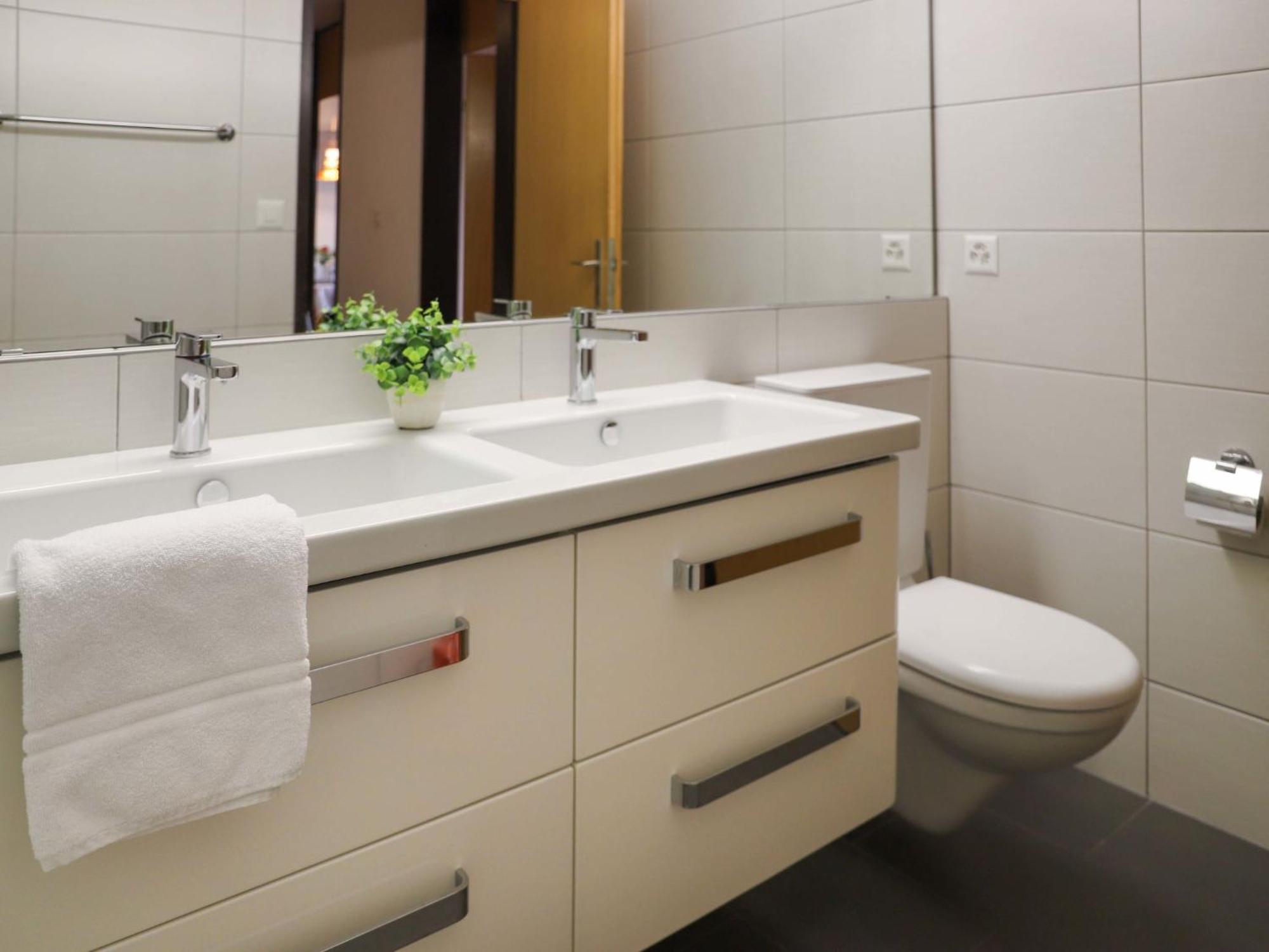 Apartment Allod Park Haus C 206 By Interhome Davos Bagian luar foto